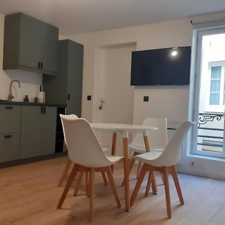 Saint-Germain-En-Laye: Grand Studio En Centre Ville A 2 Minutes Du Rer 외부 사진