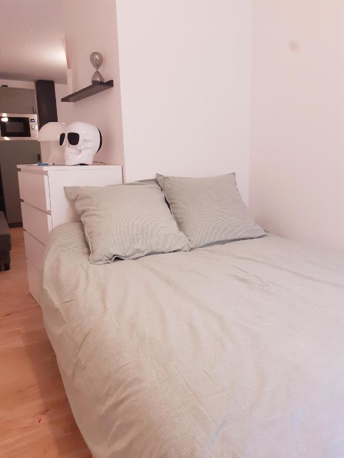 Saint-Germain-En-Laye: Grand Studio En Centre Ville A 2 Minutes Du Rer 외부 사진